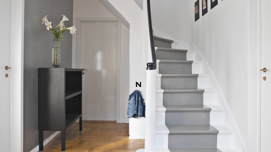 "Neutral Grey 5 IN-714"